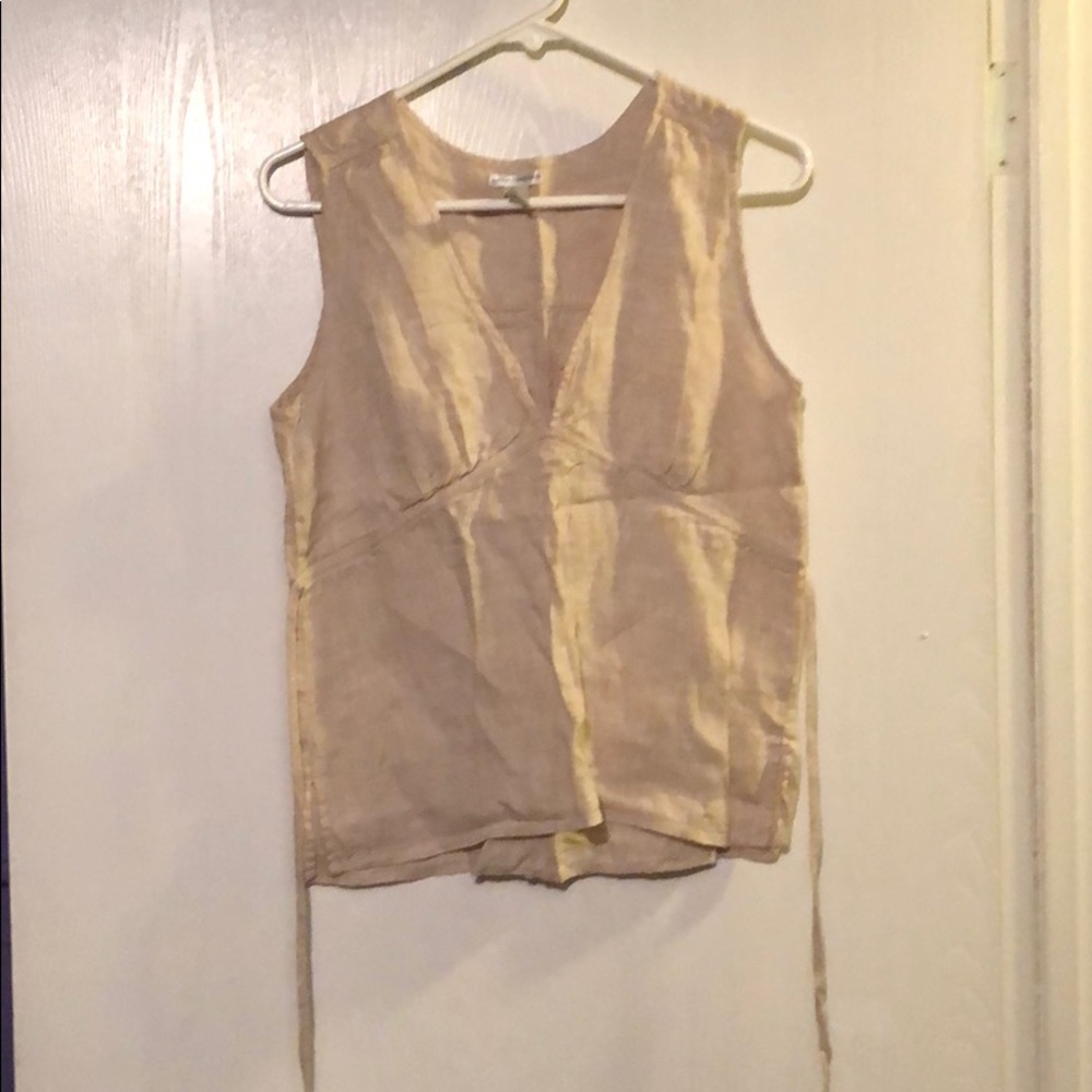 No sleeve Lin en tank top